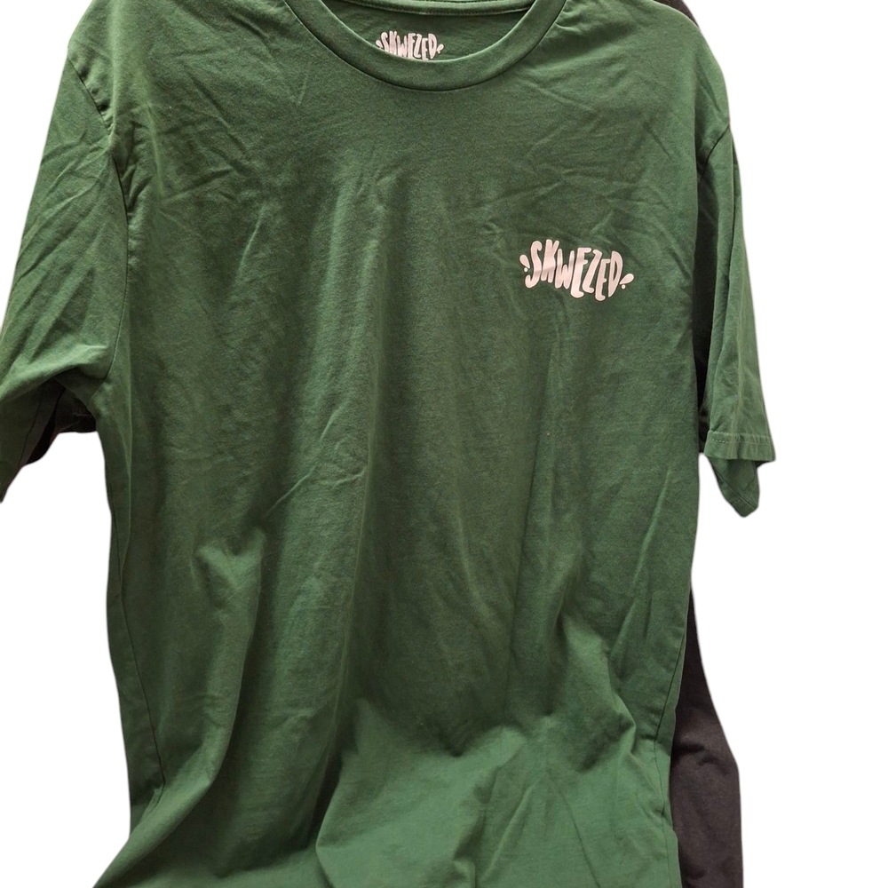 SKWEZED BRAND SIZE XL  Men's Green T-Shirt